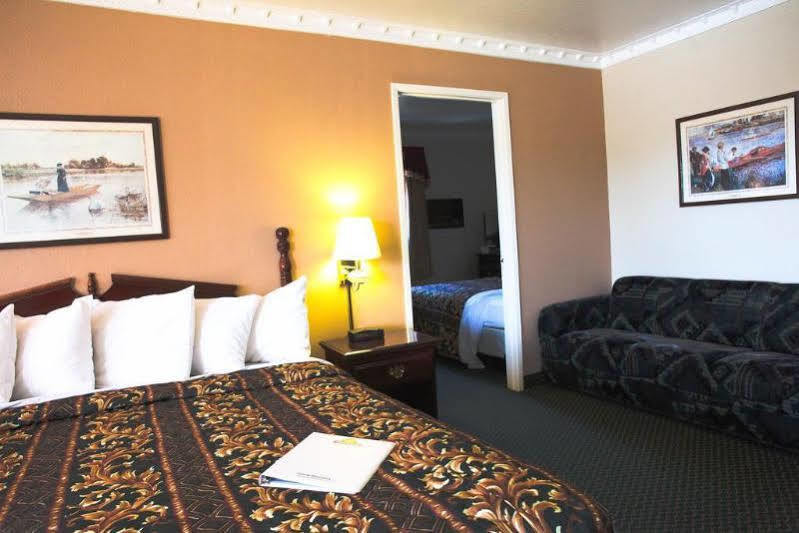 Days Inn By Wyndham Ukiah Exteriör bild